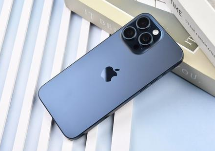 梨林镇苹果维修点分享iPhone 15 Pro Max屏幕更换全新实操风险 